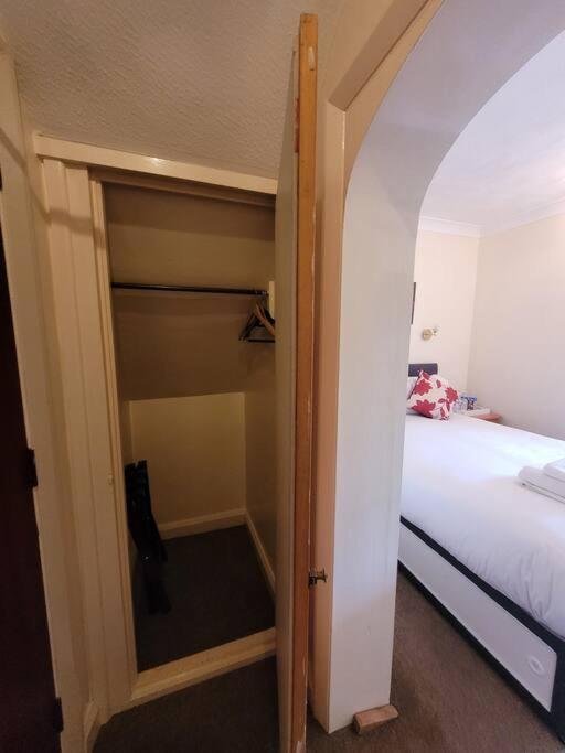 Cornerways 4* Oxford