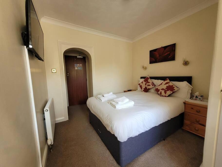 Cornerways 4*